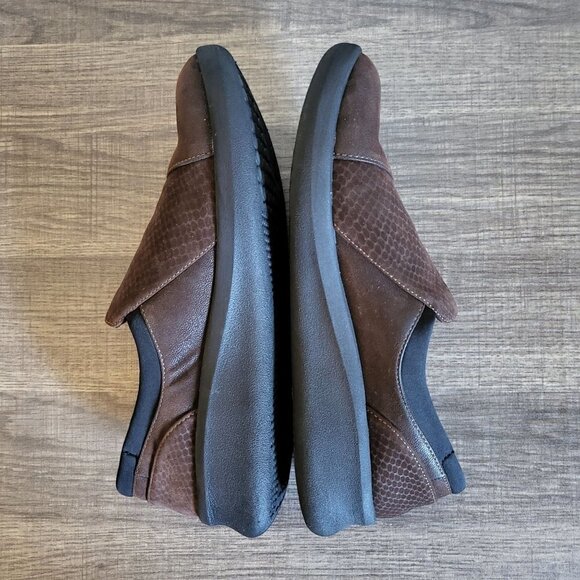 Clarks Cloudsteppers Sillian 2.0 Day Loafer Shoe Side Zip Brown Size Women's 5.5 - Picture 6 of 10